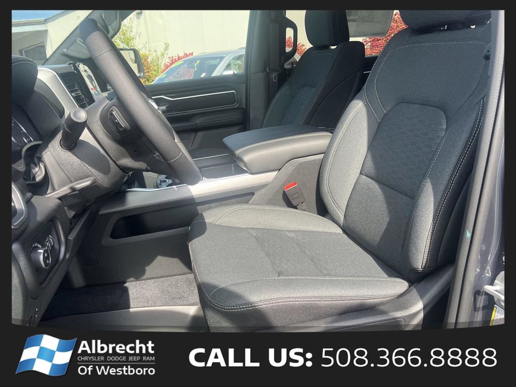 New 2026 RAM 1500 Big Horn AWD/4WD image 11