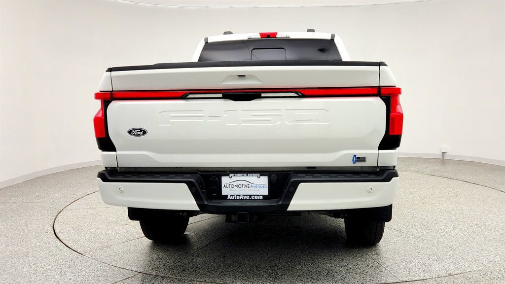 Used 2024 Ford F150 Lightning Platinum image 6