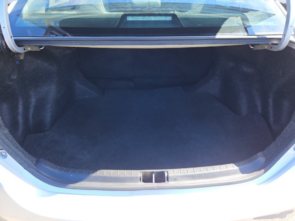 Used 2019 Toyota Corolla LE FWD image 28