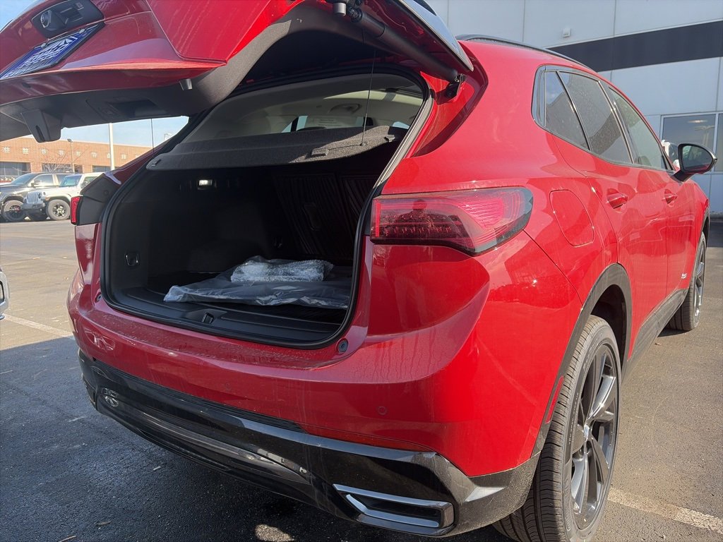 New 2026 Buick Envision Sport Touring image 5