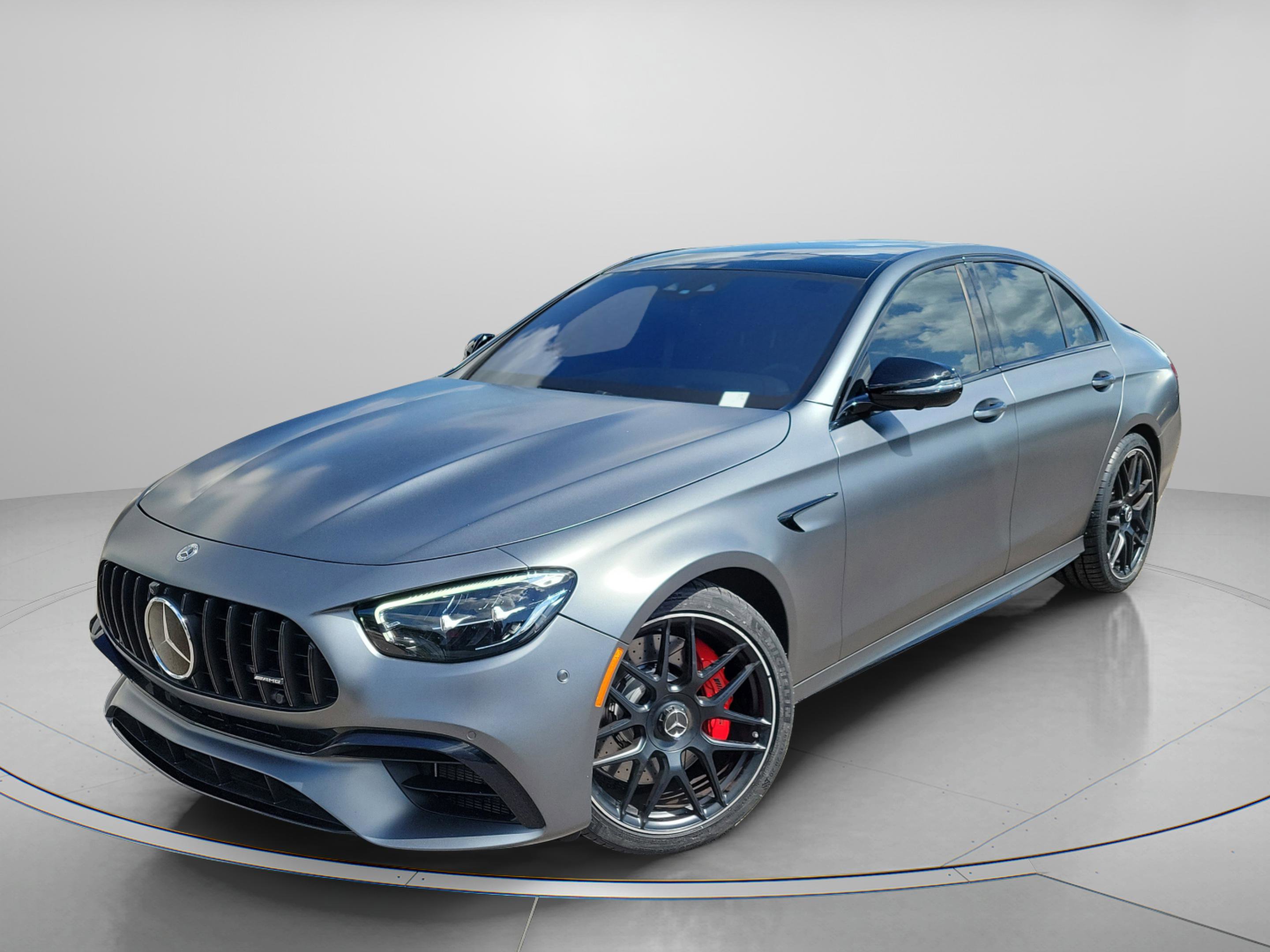 Used 2023 Mercedes-Benz E 63 AMG S image 2