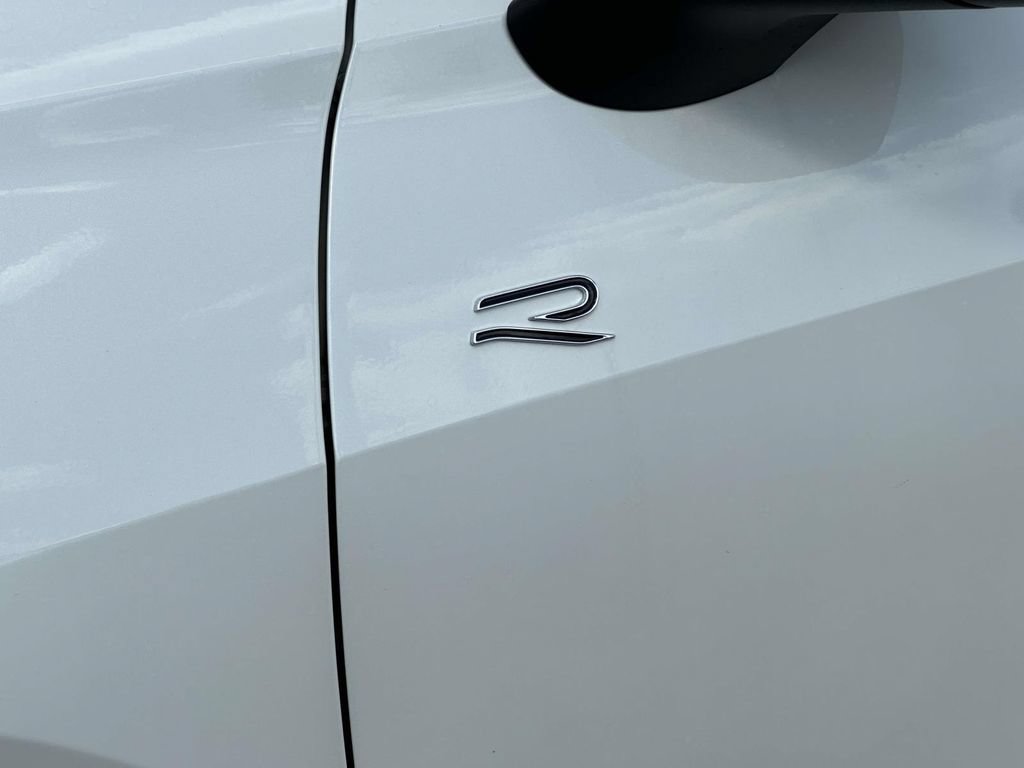 New 2026 Volkswagen Tiguan SE R-Line AWD/4WD image 7