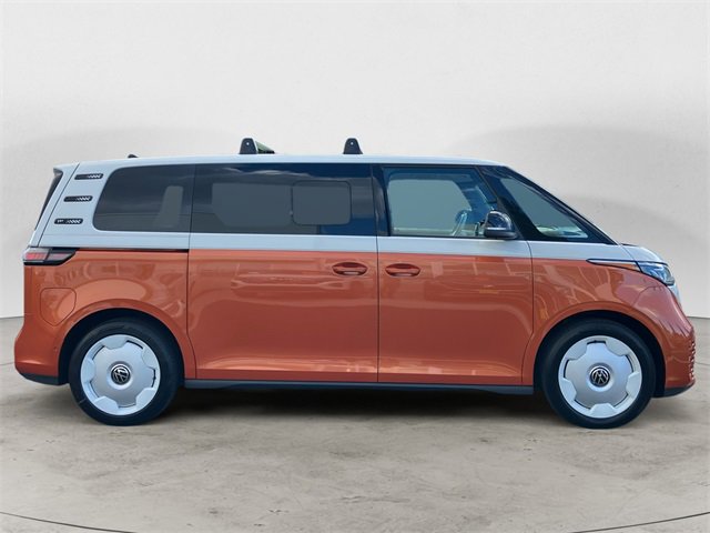 New 2025 Volkswagen ID. Buzz 1st Edition image 7