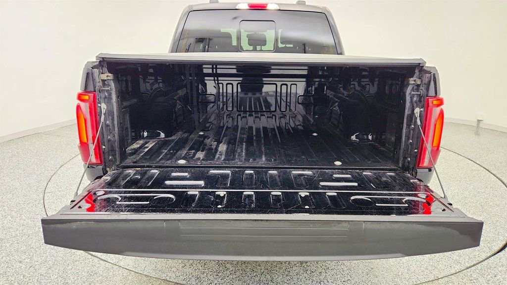 Used 2025 Ford F150 Lariat w/ Equipment Group 501A Mid image 20