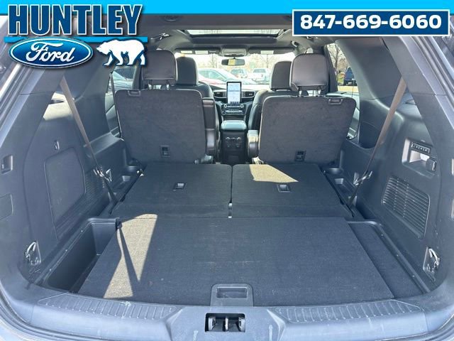 Used 2023 Ford Explorer ST w/ Technology Package image 11