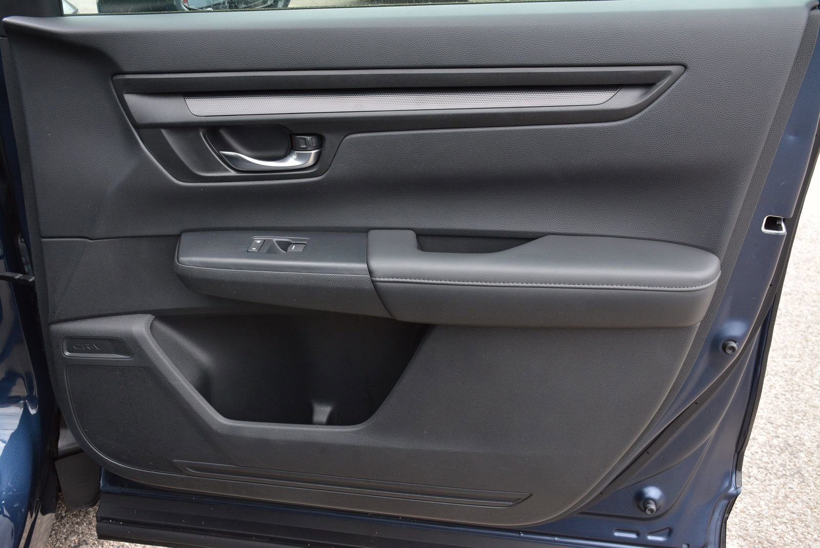 Used 2025 Honda CR-V LX image 21