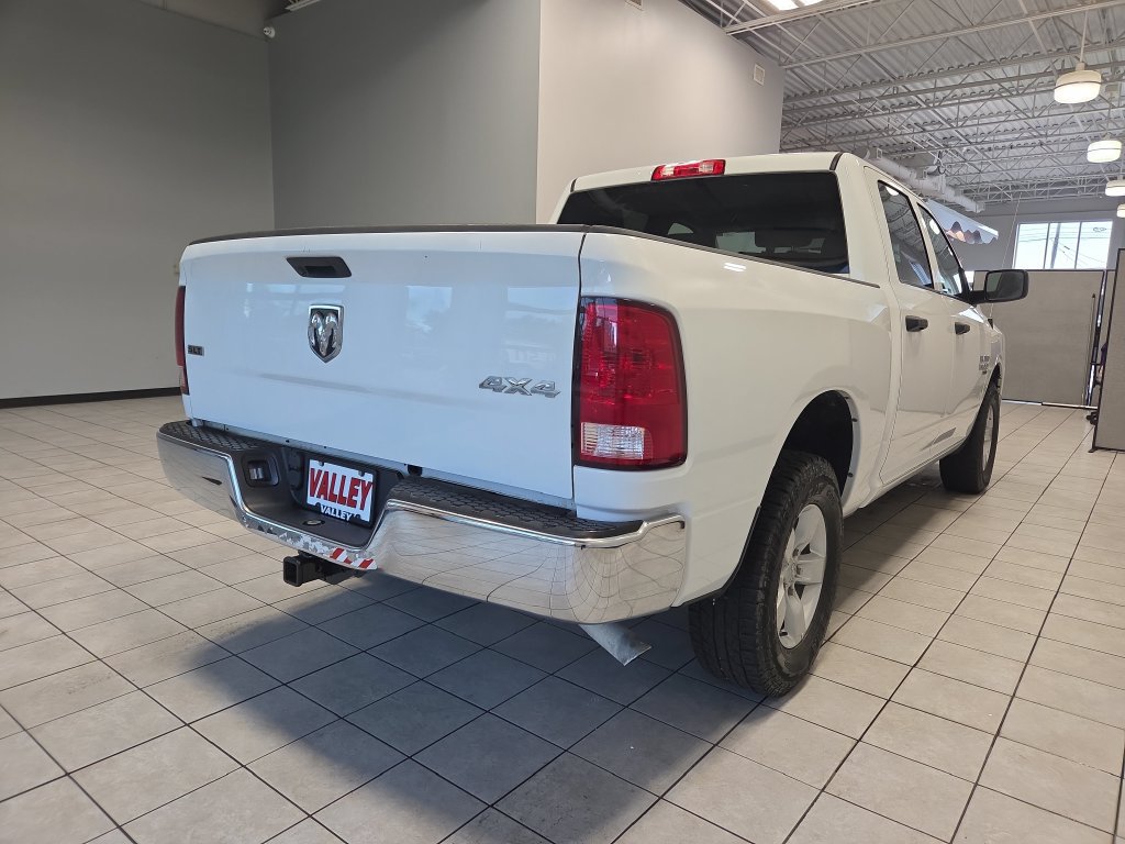 Used 2023 RAM 1500 Classic SLT w/ Electronics Group AWD/4WD image 12