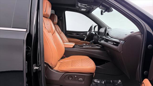 Used 2022 Cadillac Escalade Premium Luxury RWD image 22