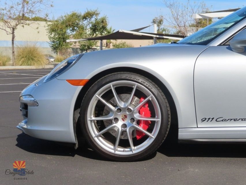 Used 2014 Porsche 911 Carrera 4S image 18