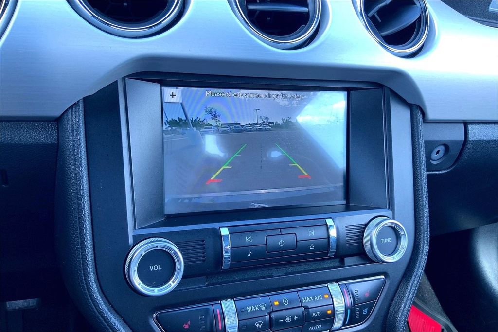 Used 2016 Ford Mustang Premium image 21