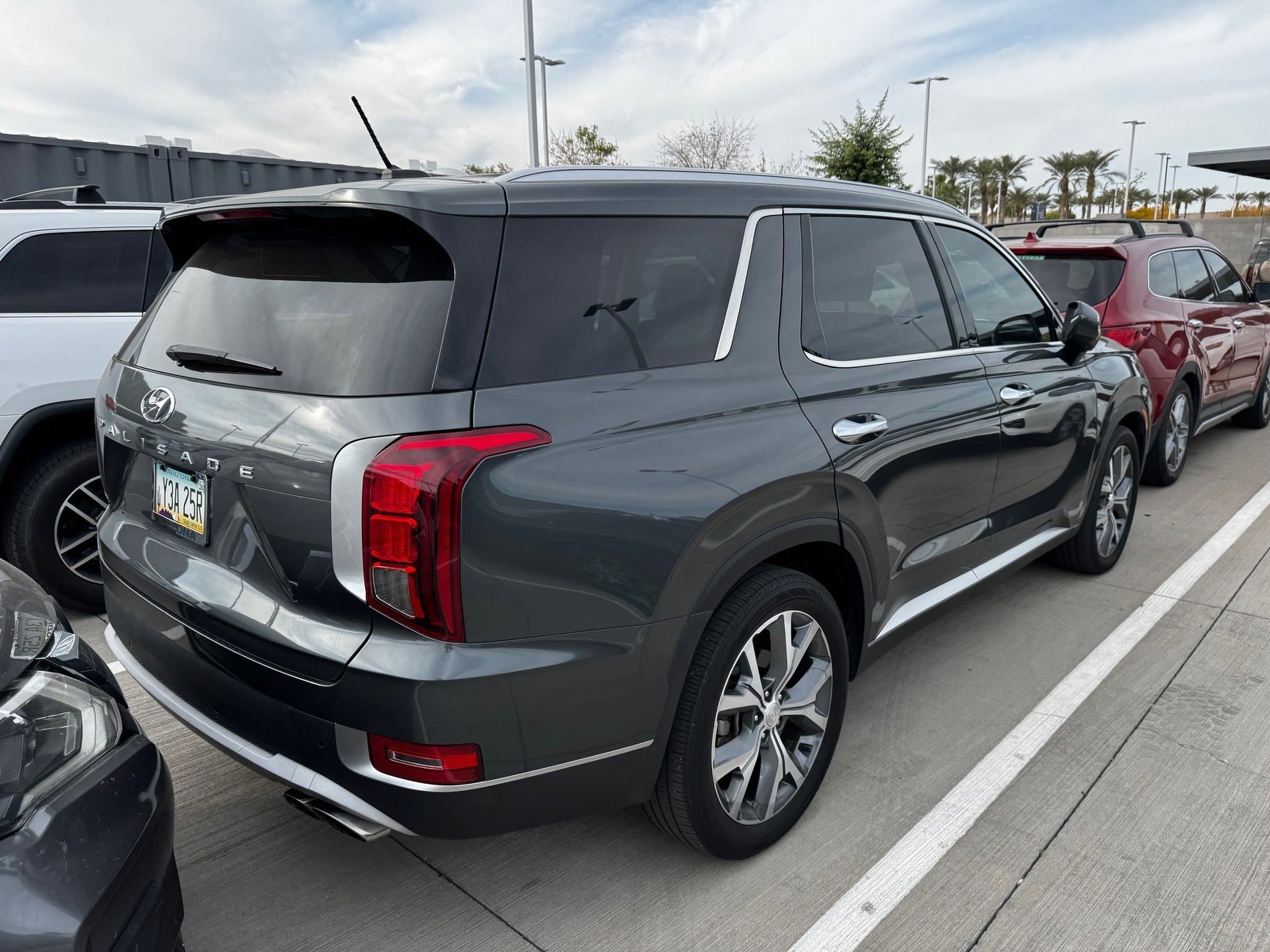 Used 2022 Hyundai Palisade SEL w/ Convenience Package image 4