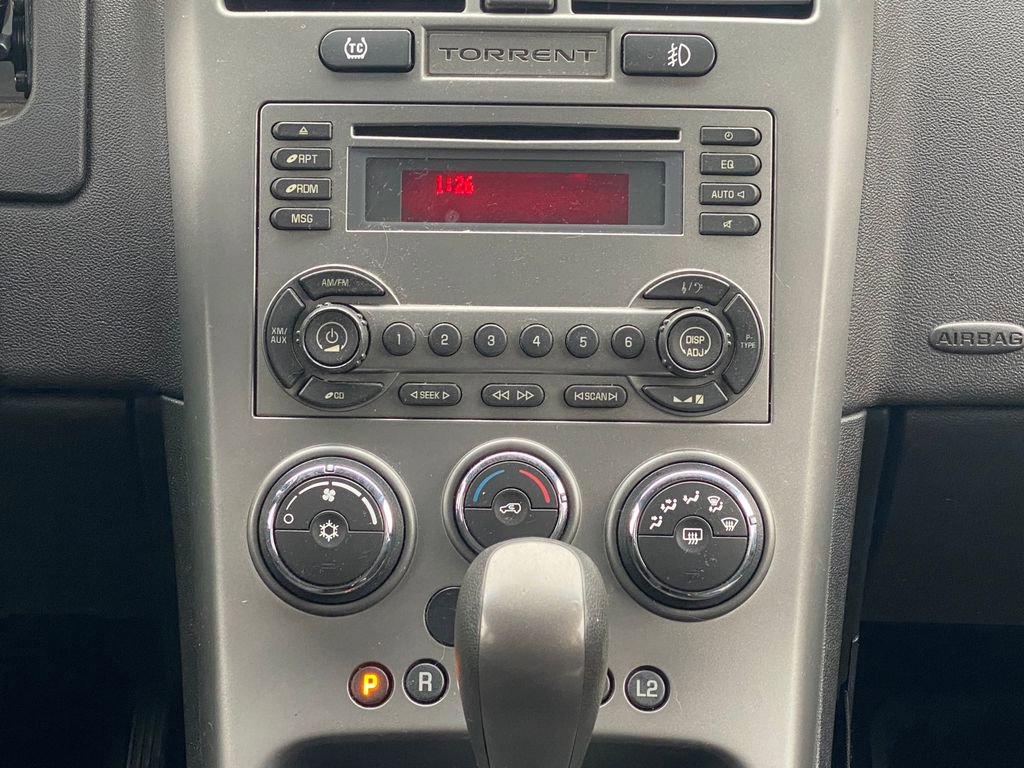 Used 2006 Pontiac Torrent 2WD w/ Preferred Package image 21