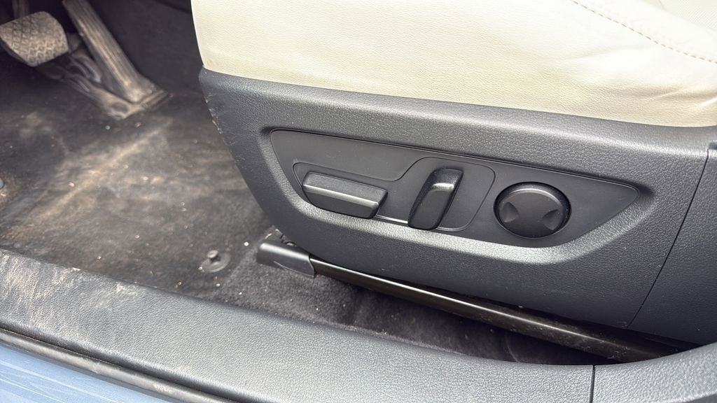 Used 2021 MAZDA CX-30 FWD 2.5 S w/ Premium Package image 26