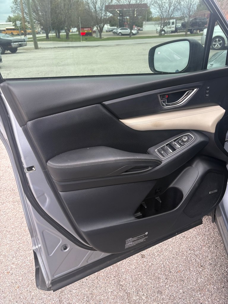 Used 2019 Subaru Ascent Limited AWD/4WD image 10