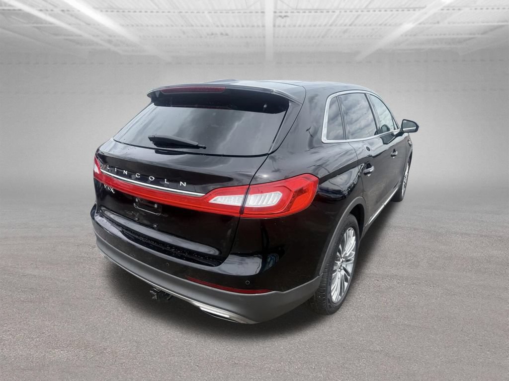Used 2018 Lincoln MKX Reserve FWD image 3