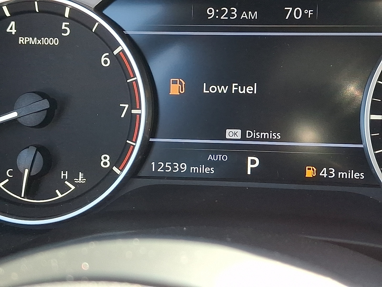 Used 2023 Nissan Rogue S AWD/4WD image 23
