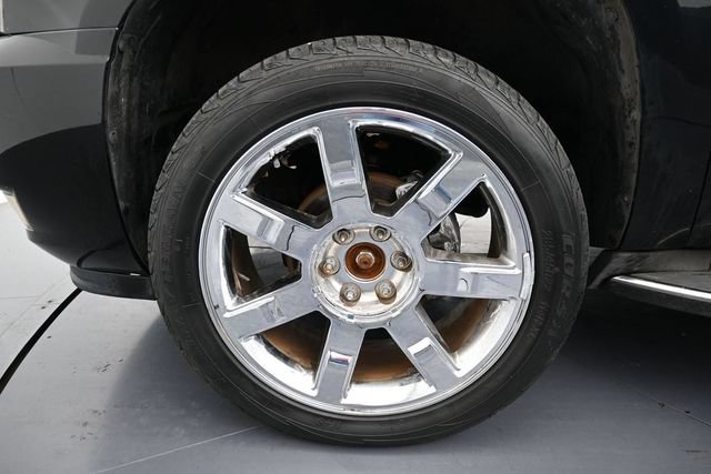 Used 2011 Cadillac Escalade Luxury AWD/4WD image 9