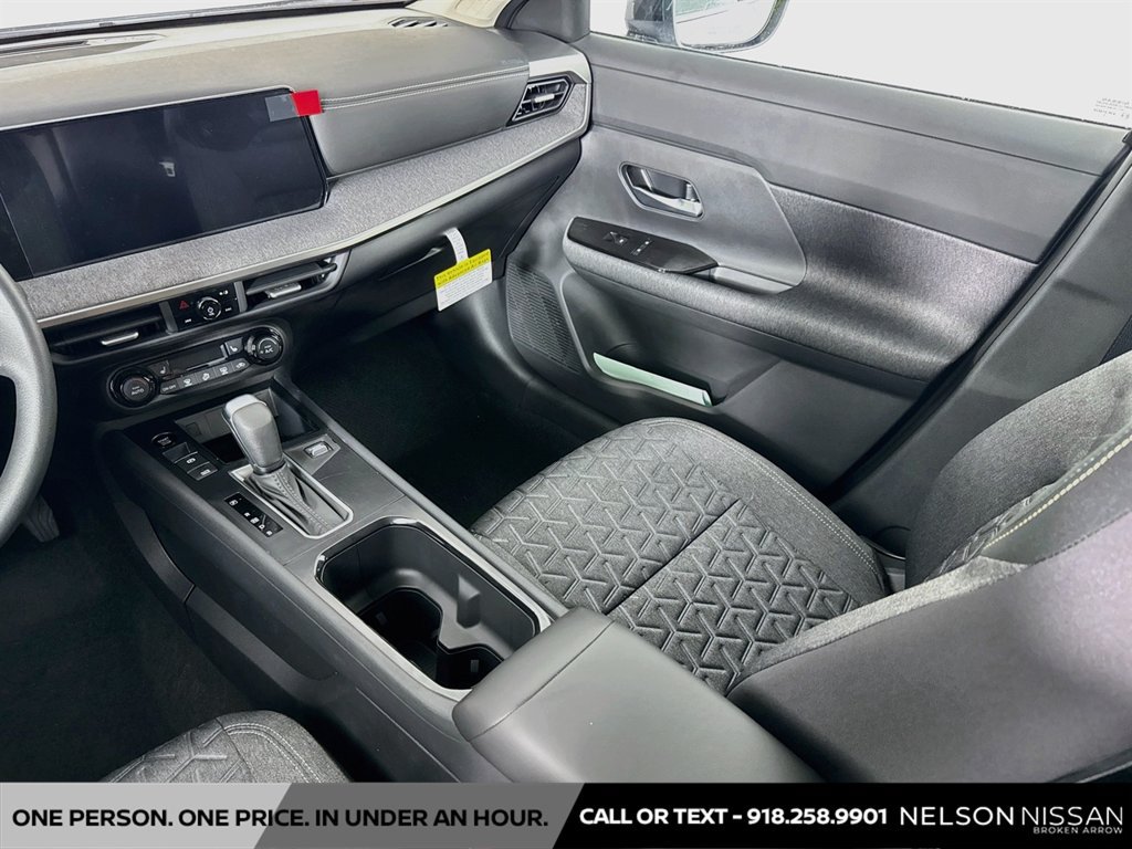 New 2027 Nissan Kicks SV w/ Cold Weather Package FWD image 22