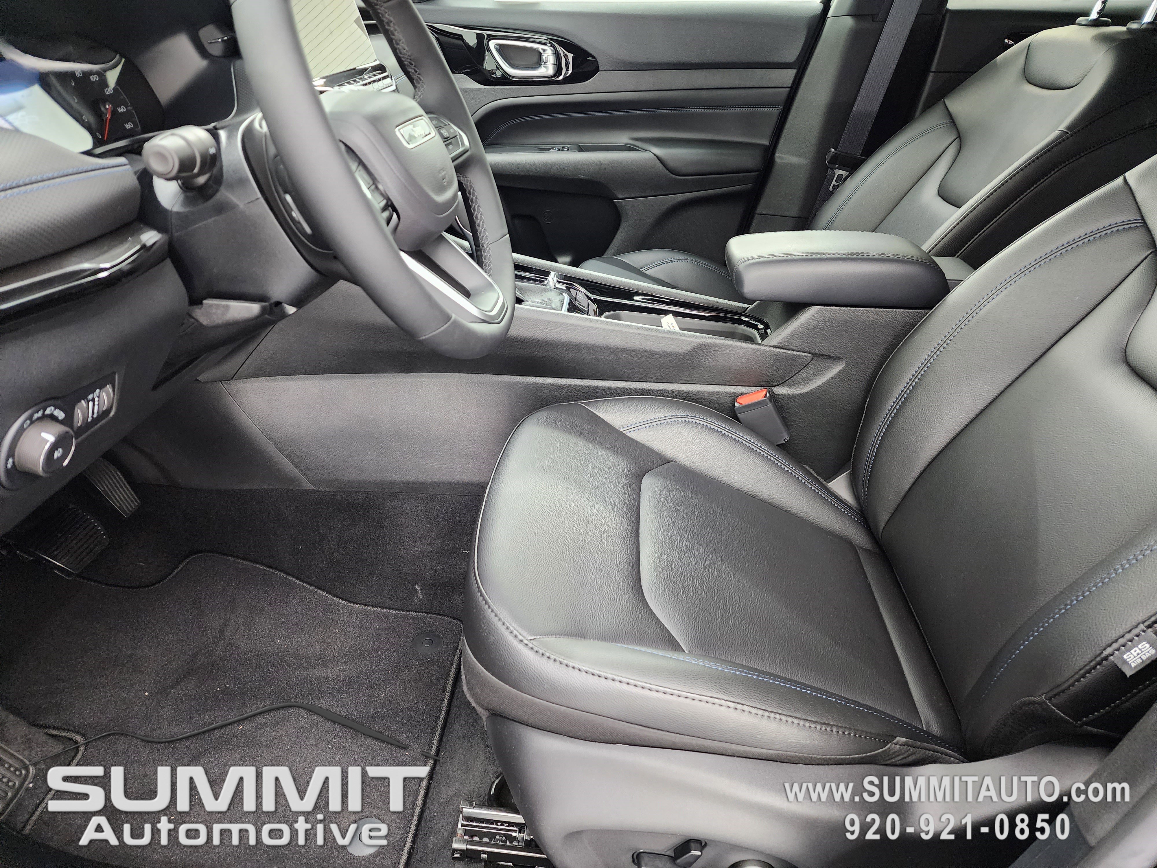 New 2026 Jeep Compass Limited image 8