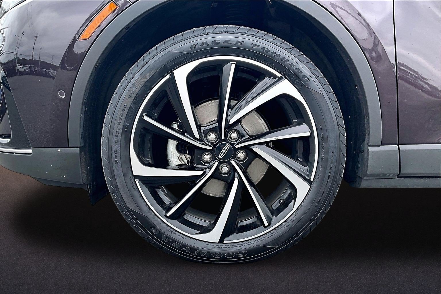 Used 2023 Lincoln Corsair Reserve w/ Equipment Group 202A AWD/4WD image 9