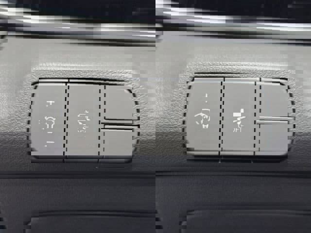 Used 2024 Hyundai Elantra SEL image 20