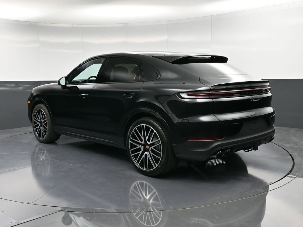 New 2026 Porsche Cayenne S image 3