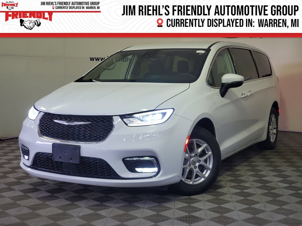 Used 2023 Chrysler Pacifica Touring-L