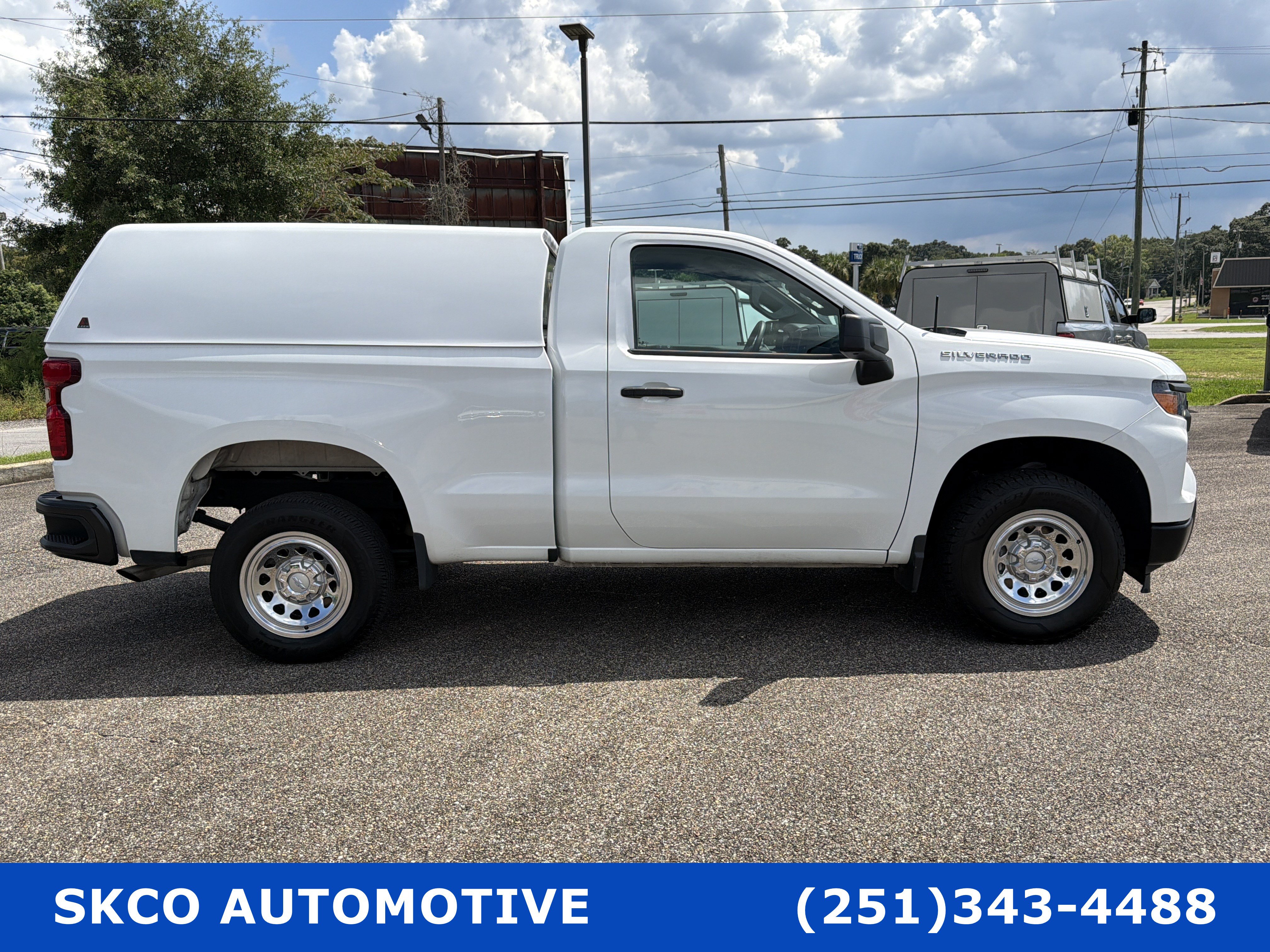 Used 2023 Chevrolet Silverado 1500 W/T RWD image 6