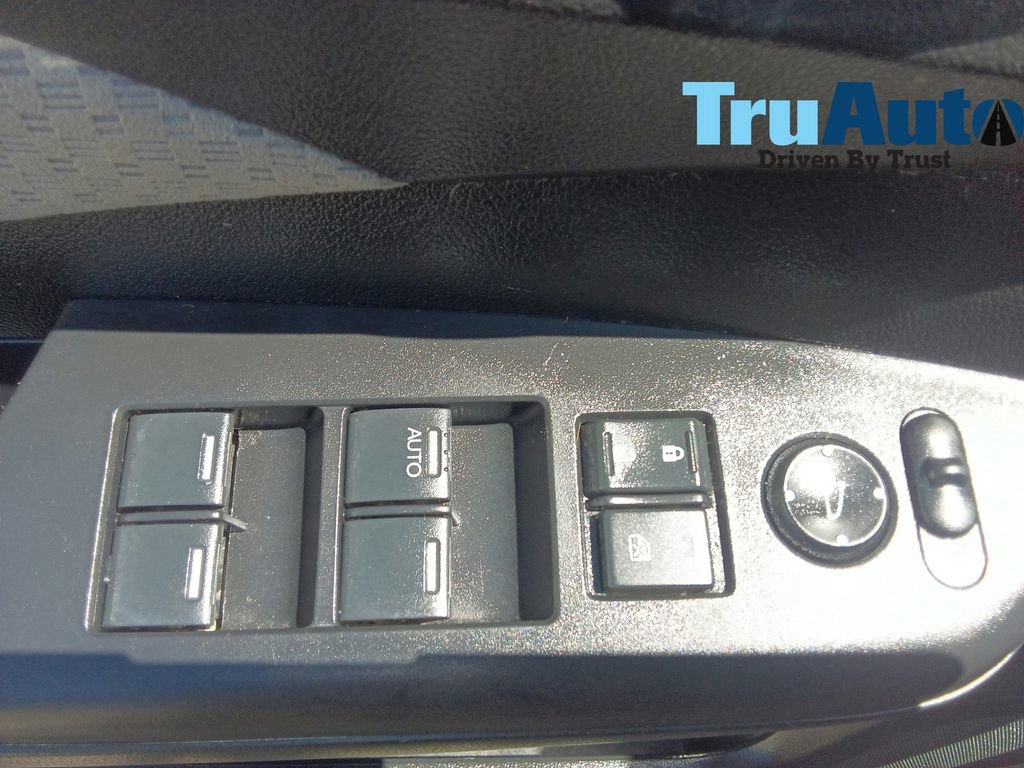 Used 2016 Honda CR-V EX image 16