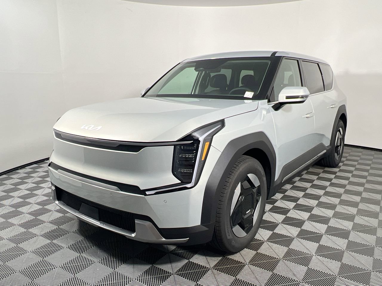 New 2026 Kia EV9 Wind image 9