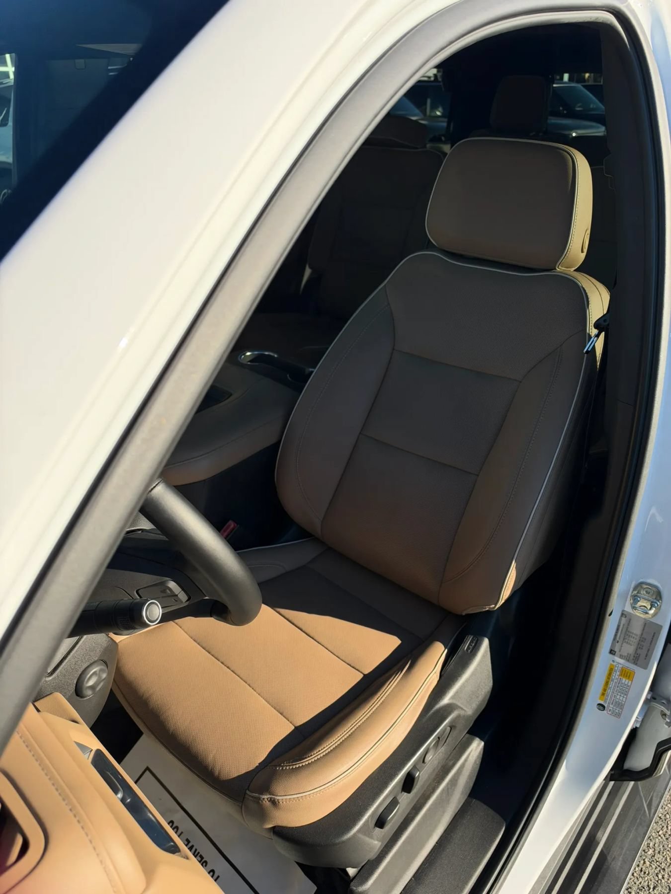 Used 2021 Chevrolet Tahoe Premier AWD/4WD image 6