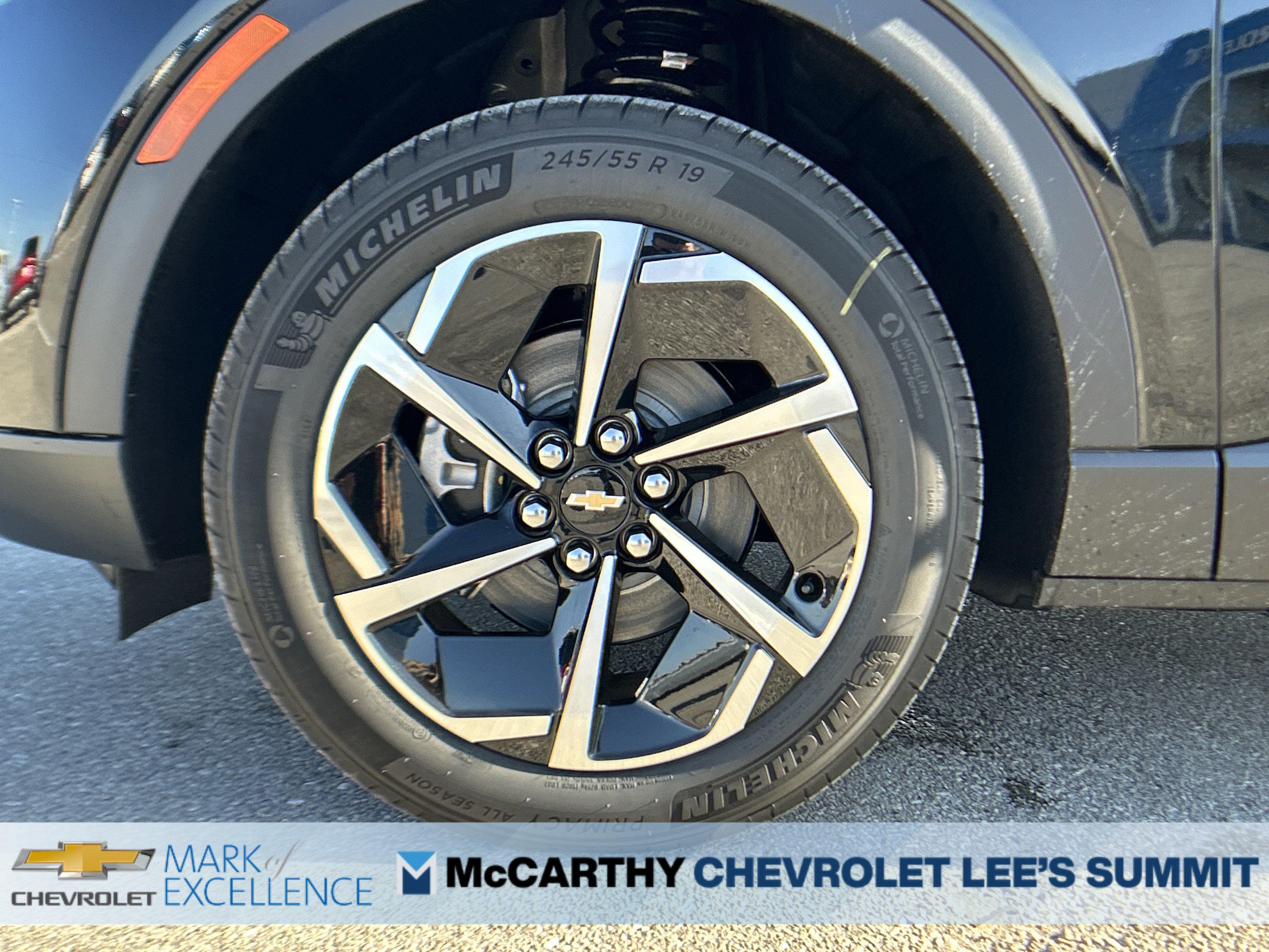 New 2026 Chevrolet Equinox EV LT w/ Comfort Package AWD/4WD image 12