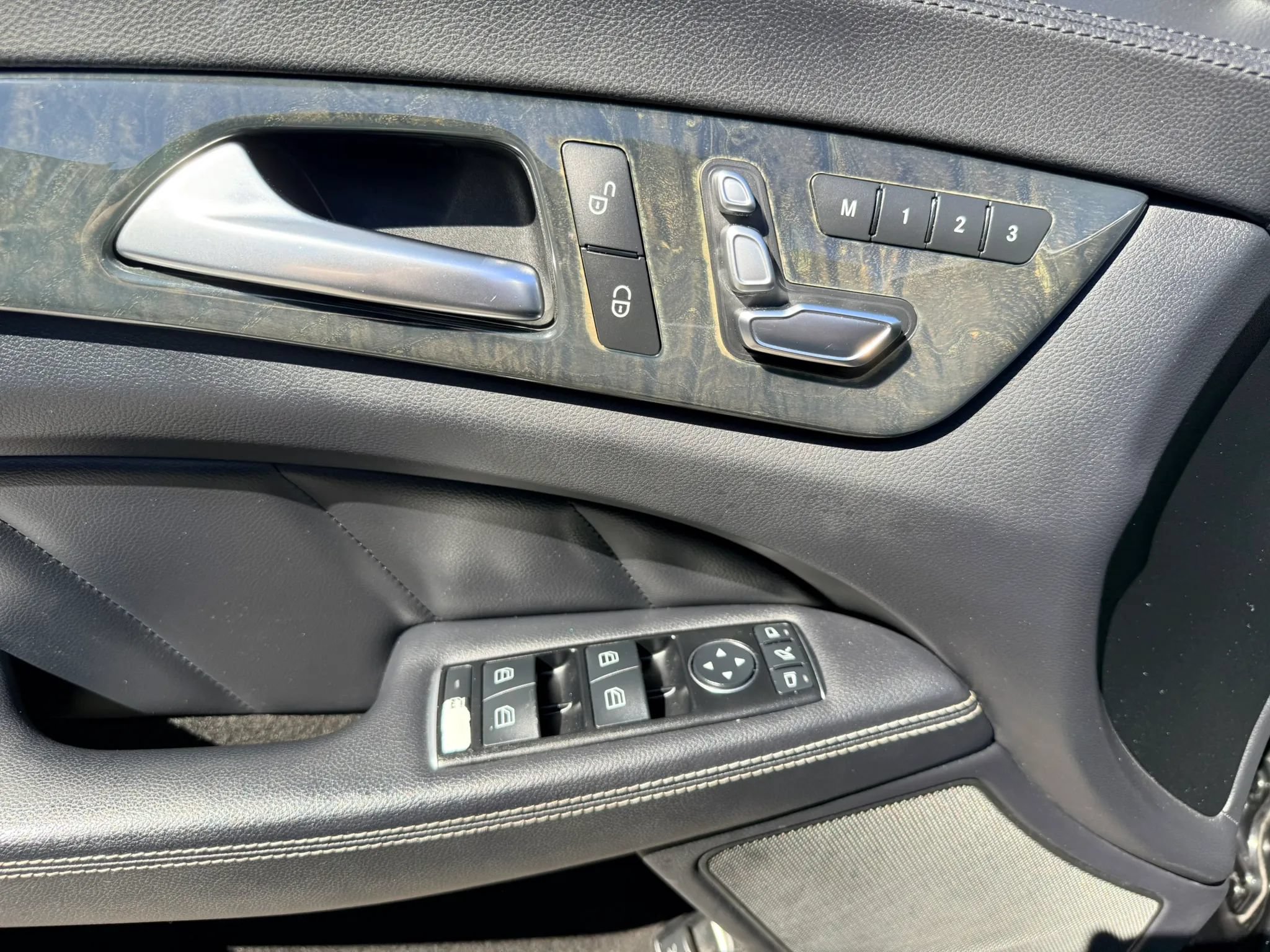 Used 2016 Mercedes-Benz CLS 550 4MATIC image 12