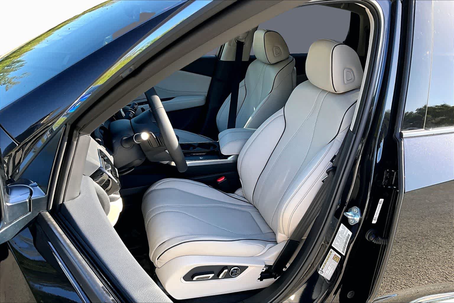 New 2026 Acura RDX SH-AWD w/ Advance Package image 9