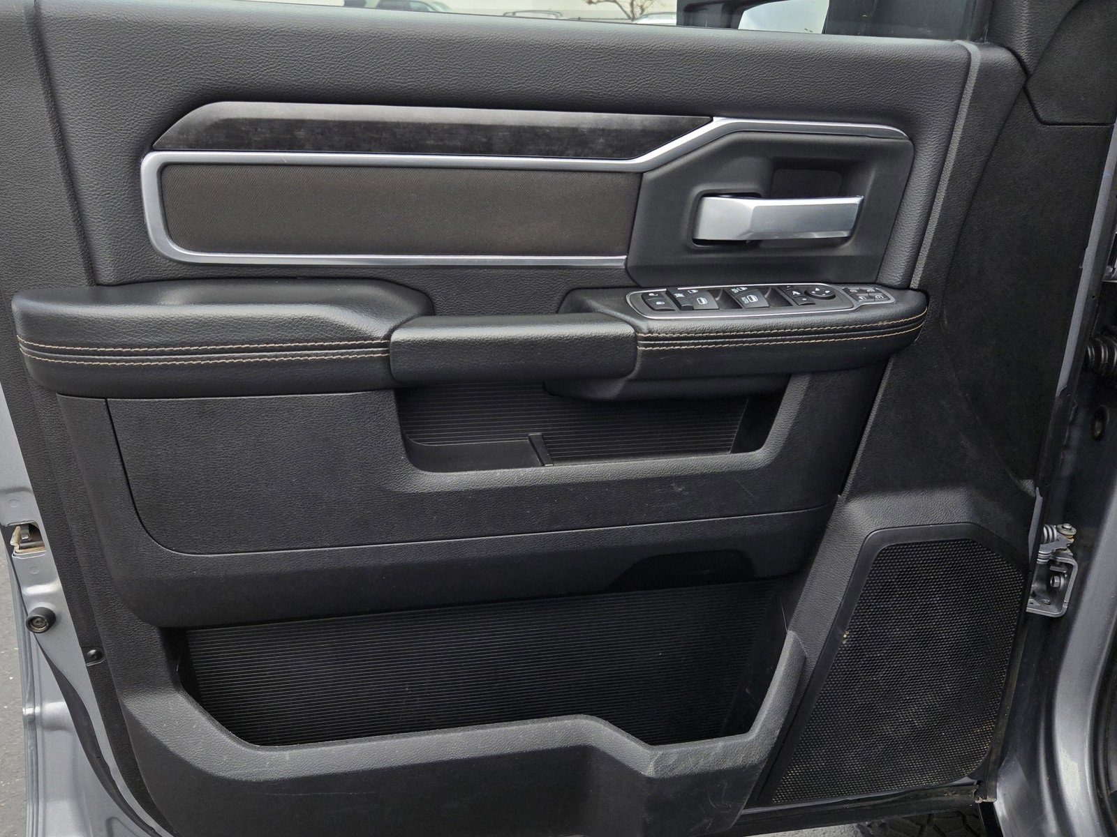 Used 2024 RAM 2500 Big Horn image 10