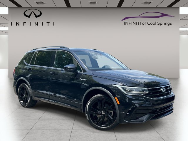 Used 2024 Volkswagen Tiguan SE R-Line