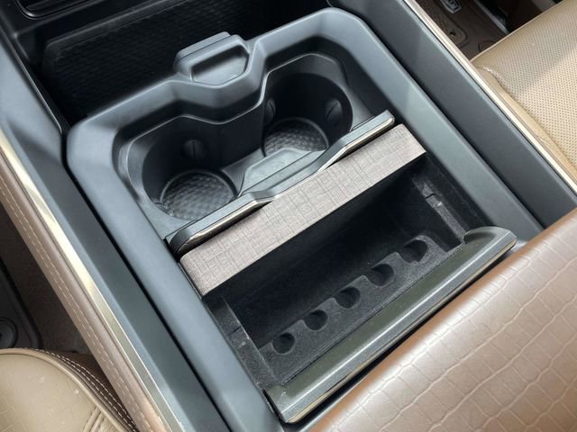 Used 2023 RAM 2500 Limited image 32