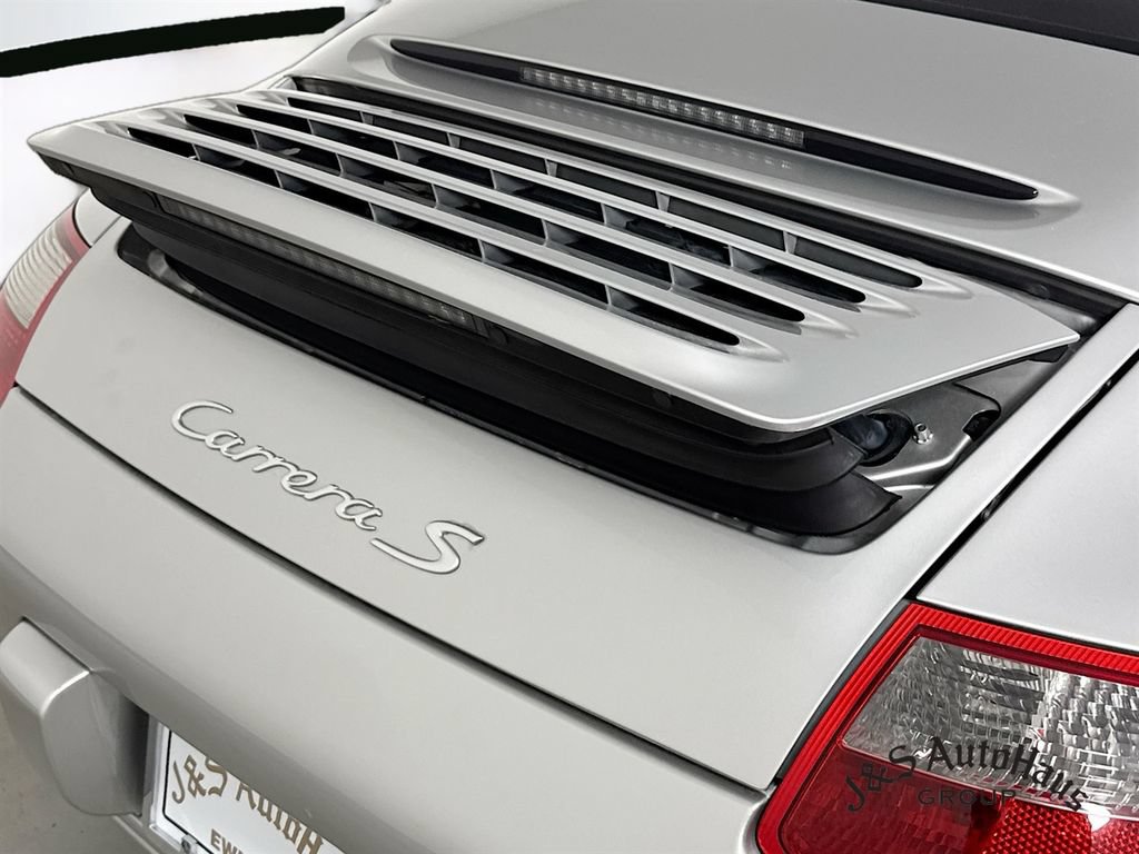 Used 2005 Porsche 911 Carrera S RWD image 42