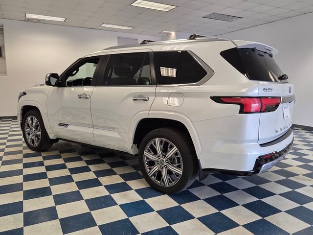 Used 2024 Toyota Sequoia Capstone image 5