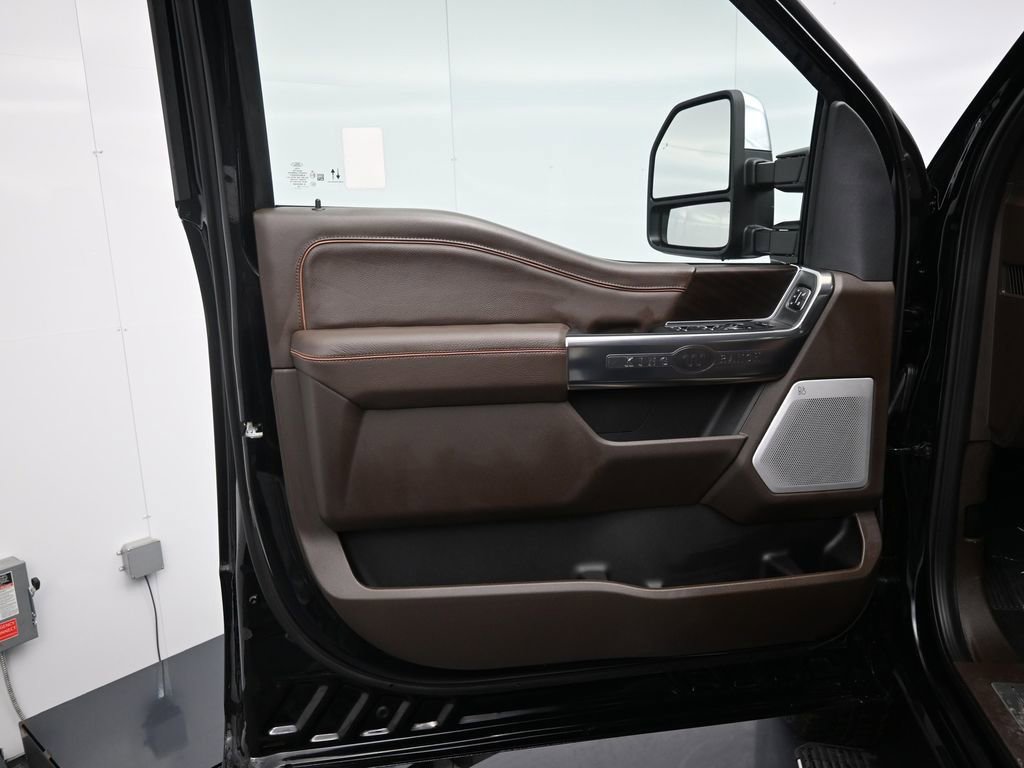 New 2026 Ford F350 King Ranch w/ Chrome Package image 9