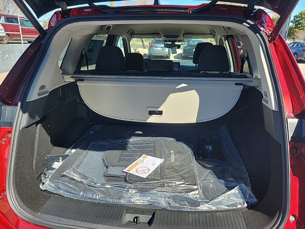 New 2026 Nissan Rogue SV FWD image 14