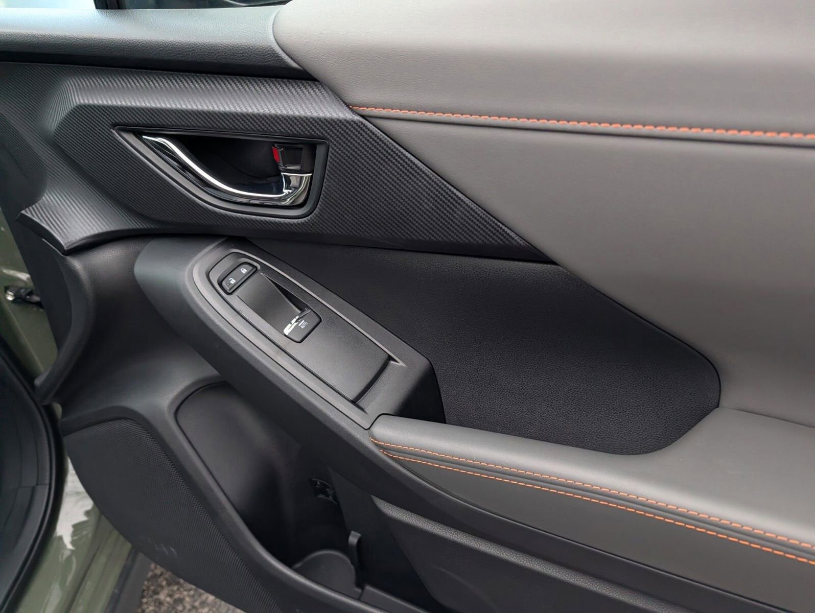 Used 2025 Subaru Crosstrek 2.5i Limited w/ Crosstrek Mirror Package image 22