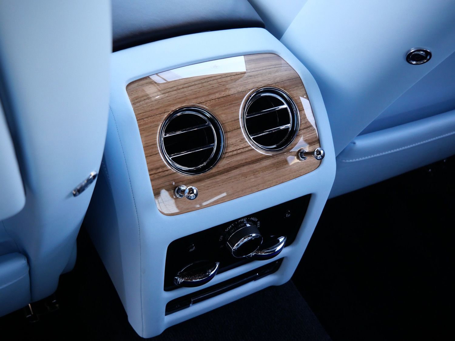 Certified 2022 Rolls-Royce Ghost w/ Ghost Package image 27