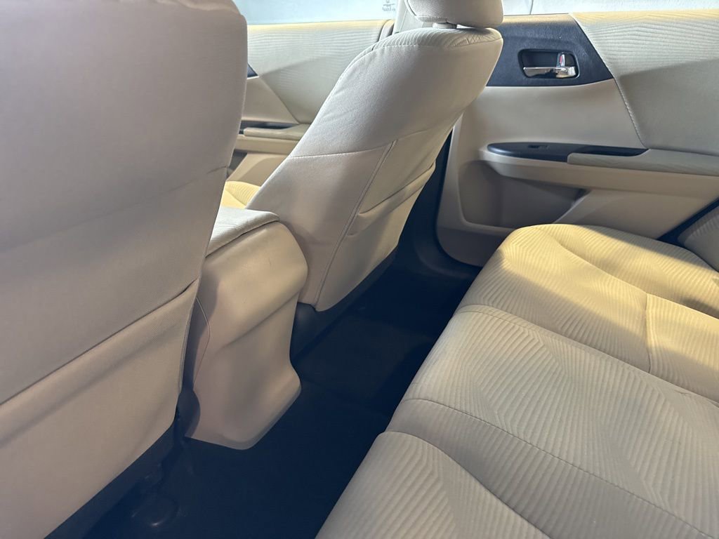 Used 2017 Honda Accord LX image 15