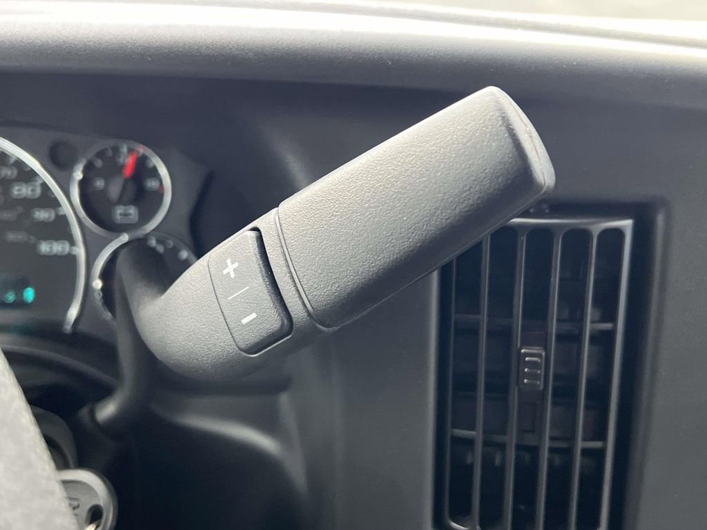 New 2025 Chevrolet Express 2500 w/ Driver Convenience Package image 25