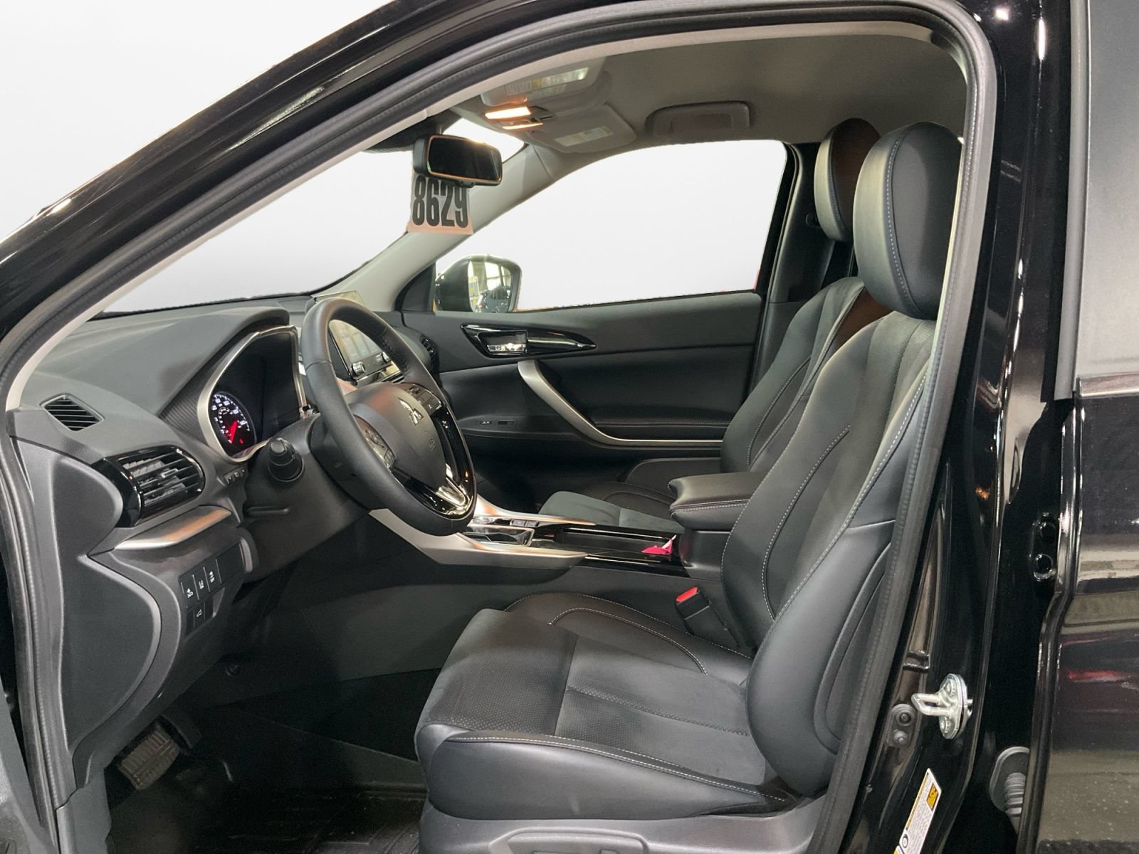 Used 2025 Mitsubishi Eclipse Cross SE AWD/4WD image 9
