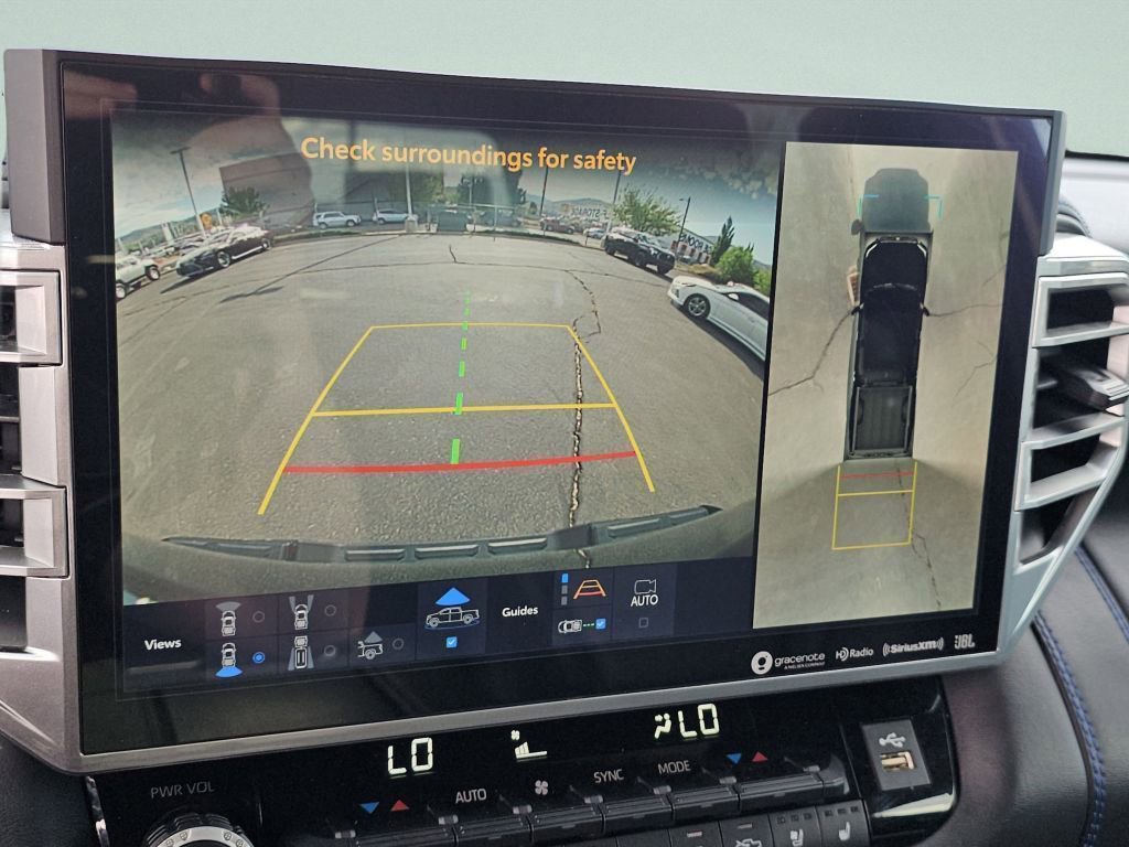 Used 2022 Toyota Tundra Platinum AWD/4WD image 9
