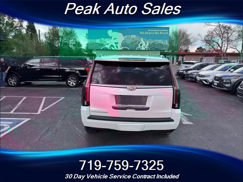 Used 2016 Cadillac Escalade Premium AWD/4WD image 6