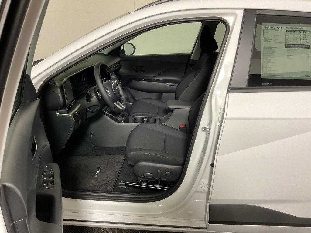 New 2025 Hyundai Kona SEL image 19