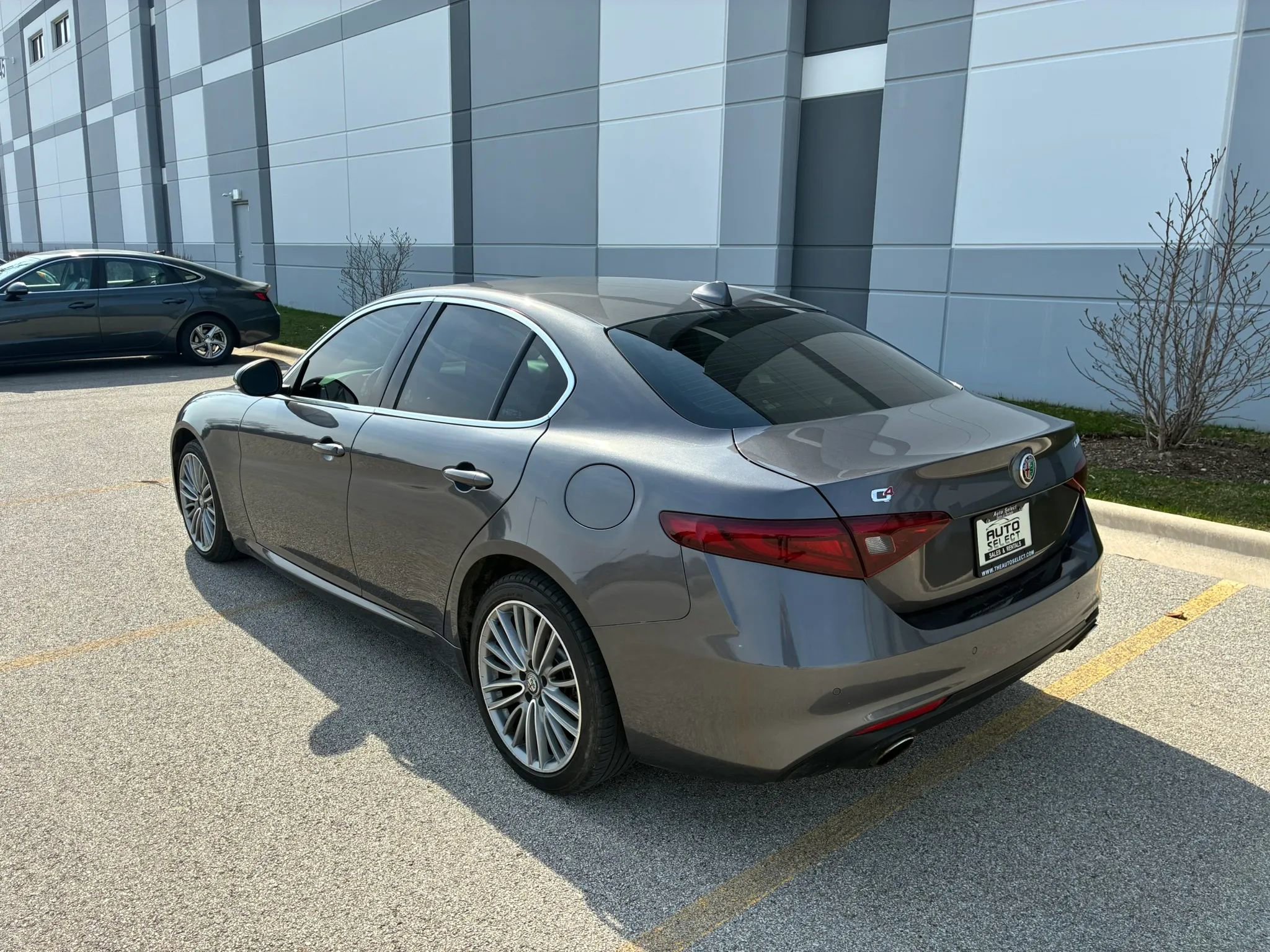 Used 2017 Alfa Romeo Giulia Ti image 7